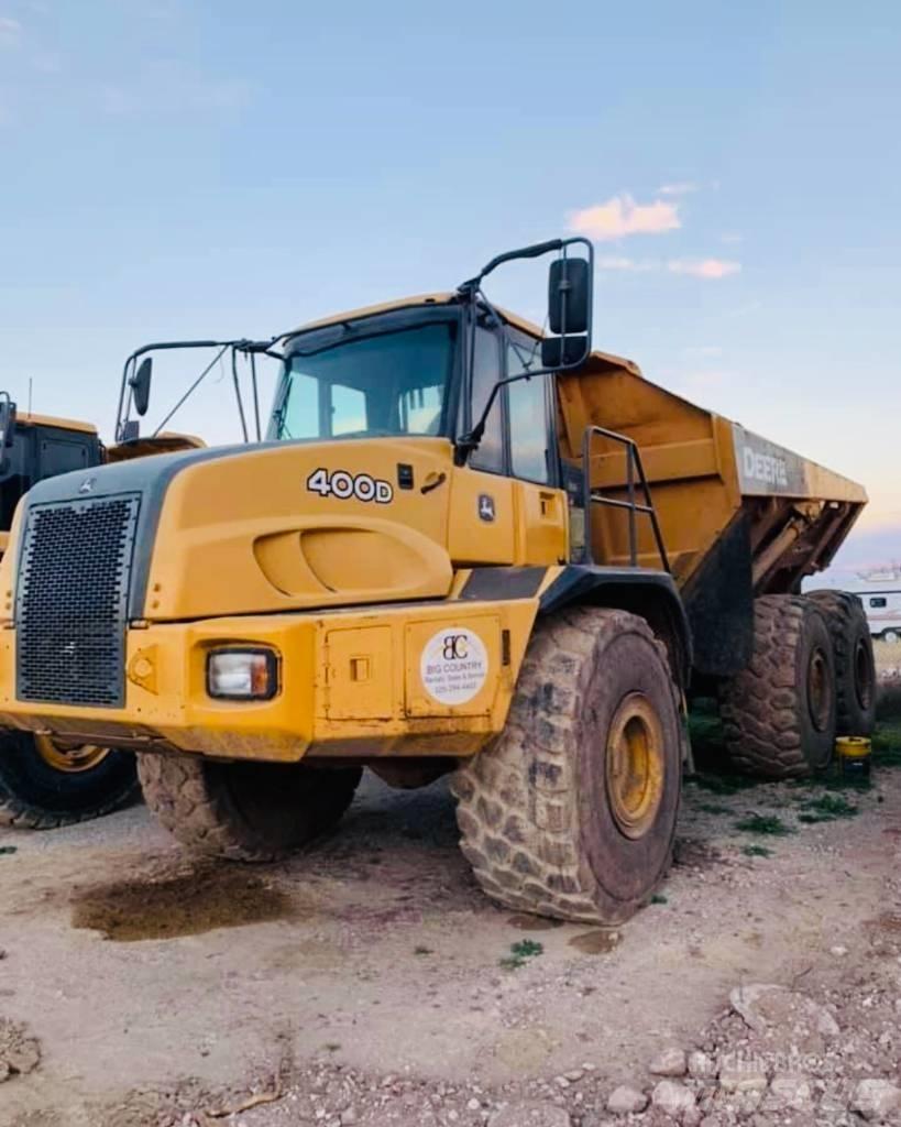 John Deere 400 D Liigendraamiga pinnaseveokid