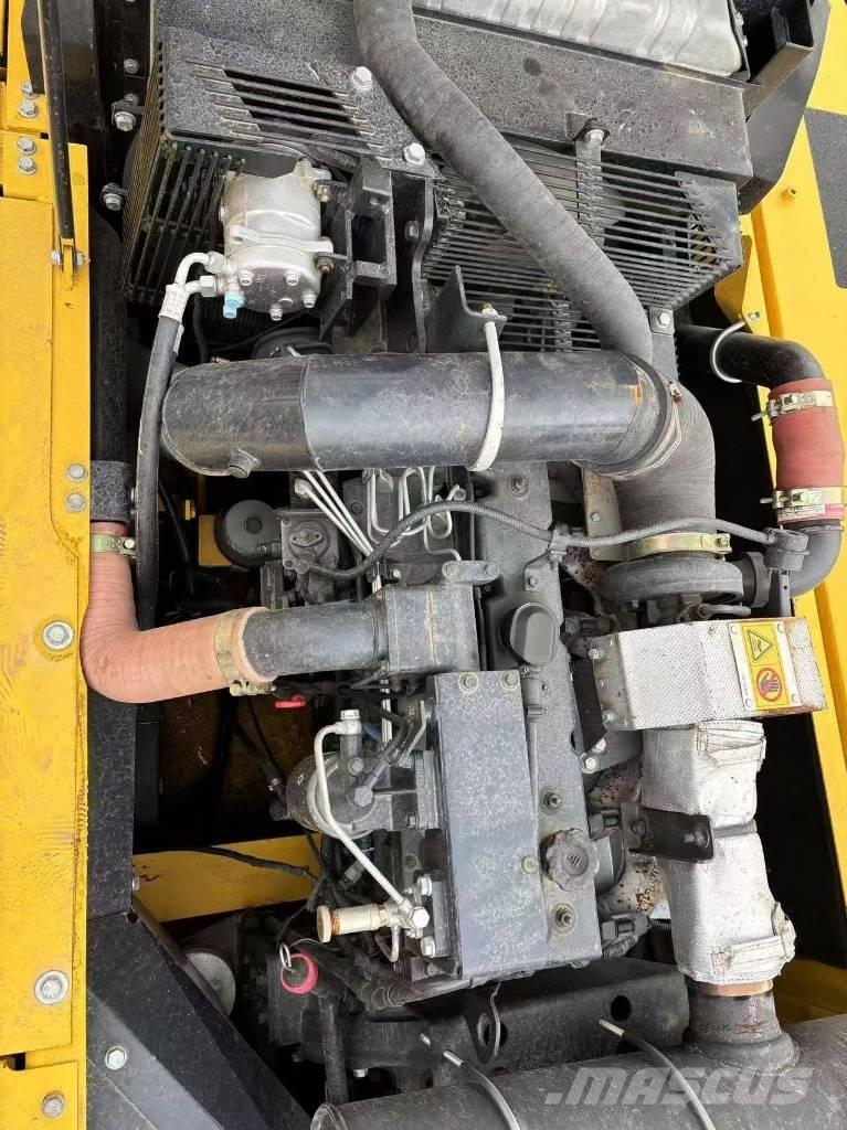 Komatsu PC 350 Roomikekskavaatorid