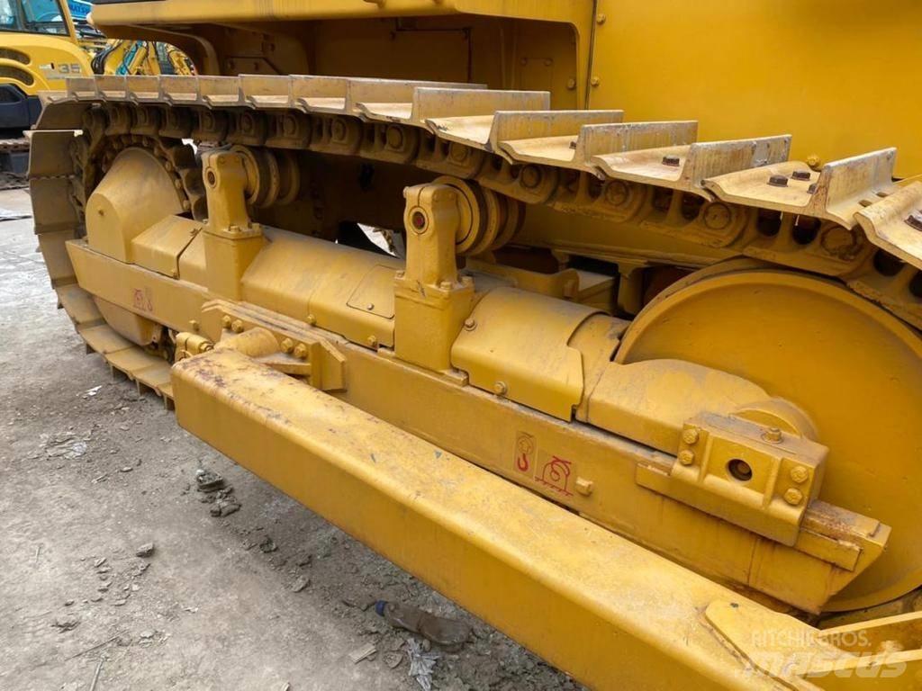 Shantui SD 16 Buldooserid