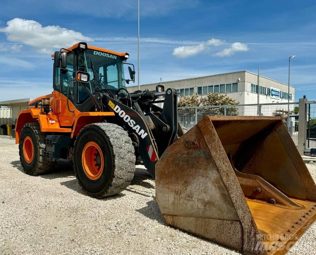 Doosan DL 250-5 Rataslaadurid