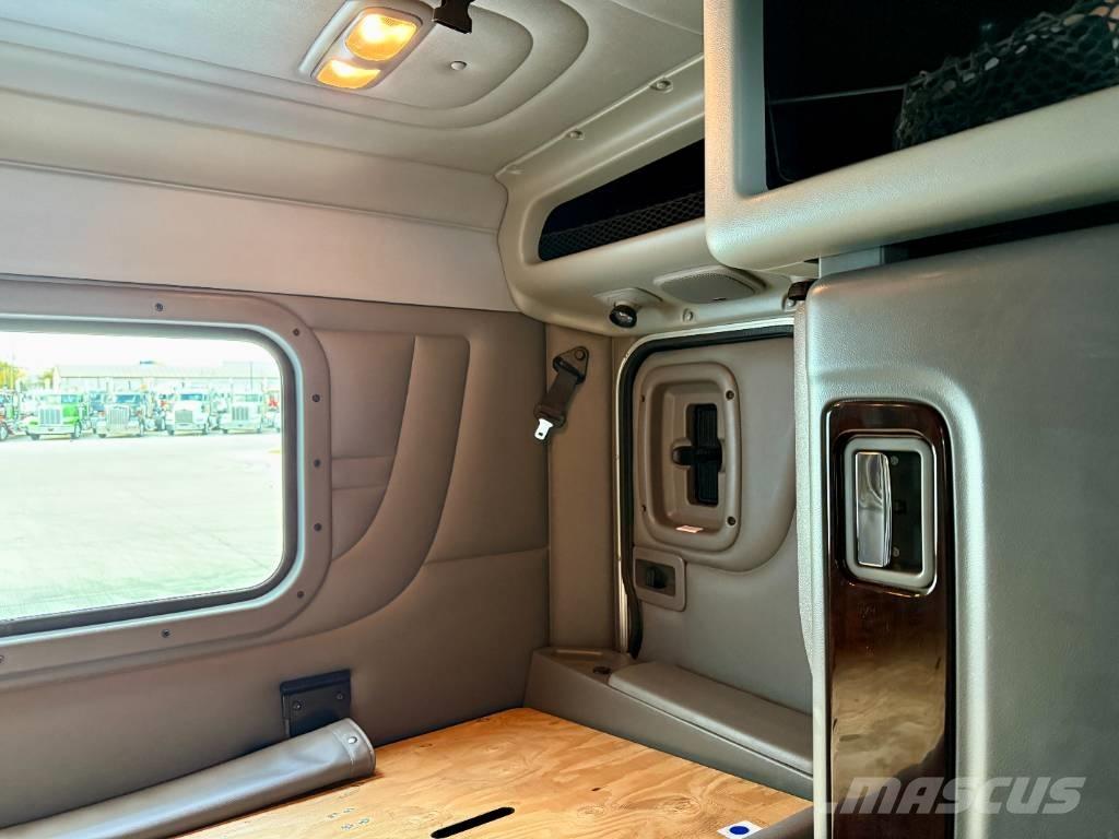 Peterbilt 389 Sadulveokid