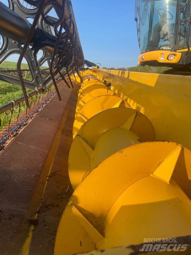 New Holland CX 8090 Teraviljakombainid