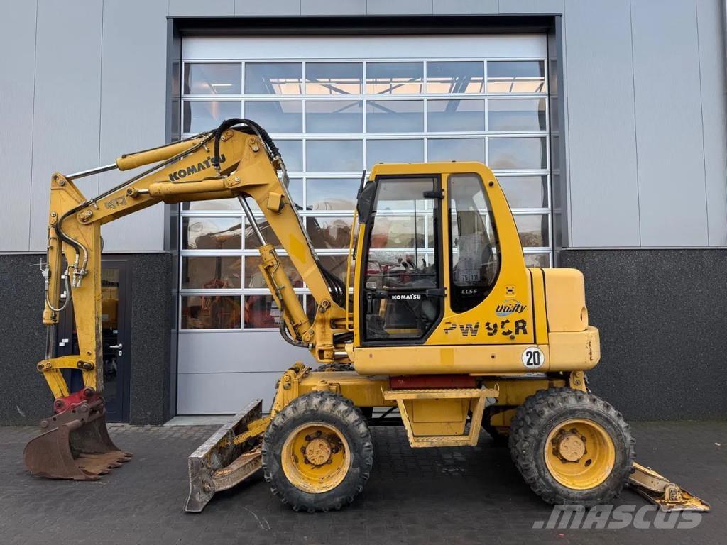 Komatsu PW95 Väikeekskavaatorid 7t-12t