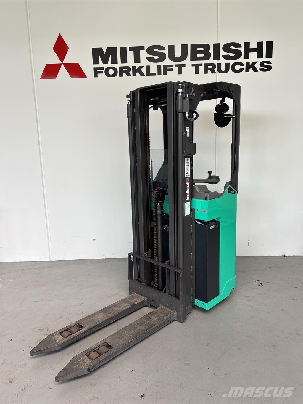 Mitsubishi SBR16N2 Platvormiga virnastajad