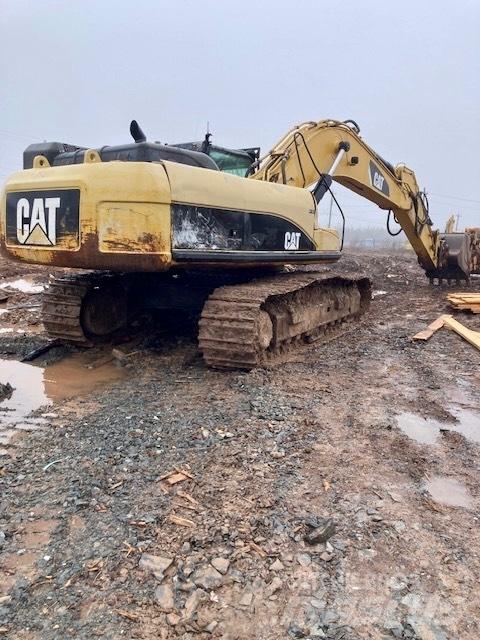 CAT 330 D Roomikekskavaatorid