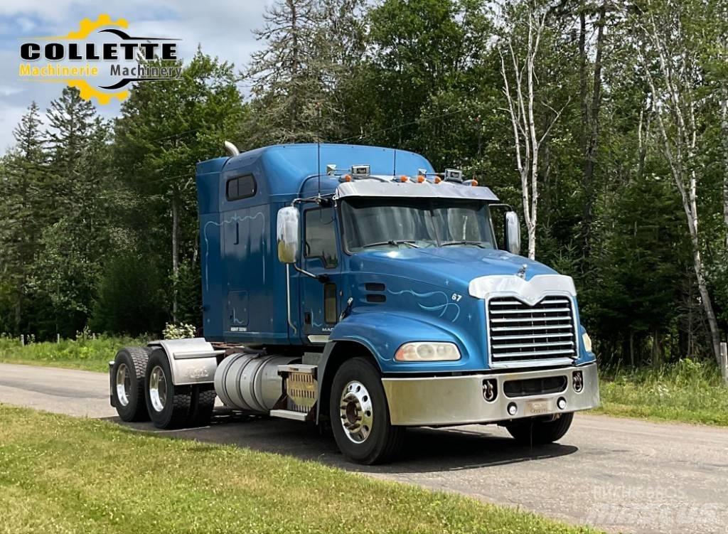 Mack CXU 613 Sadulveokid