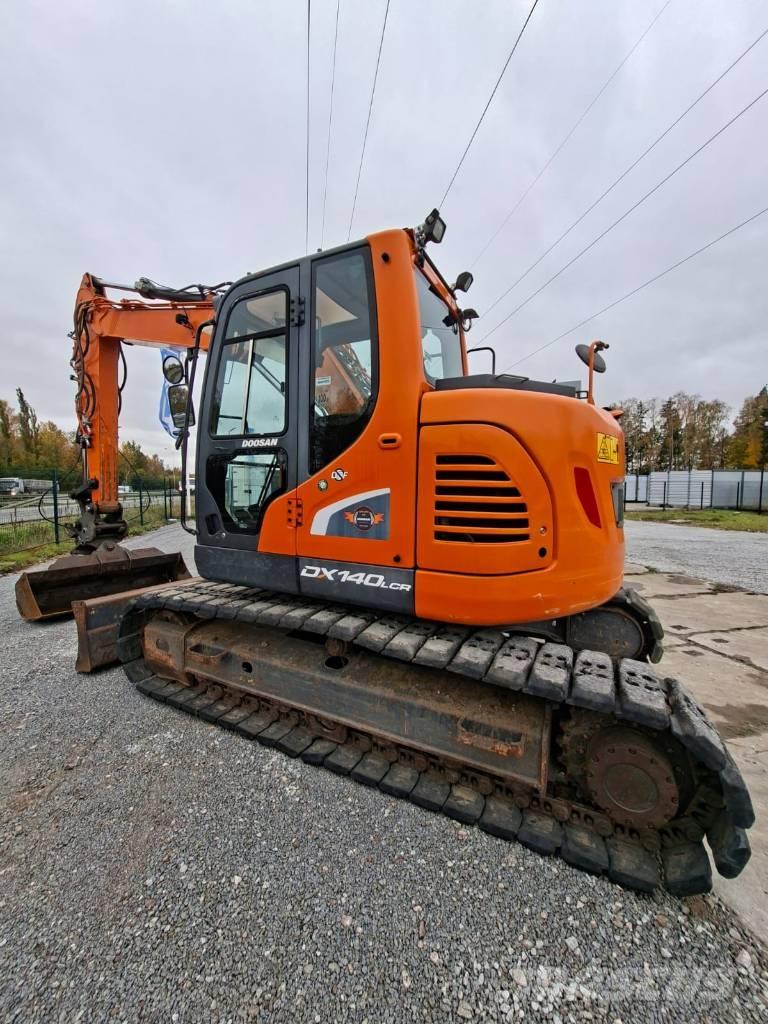 Doosan DX 140 LCR Roomikekskavaatorid