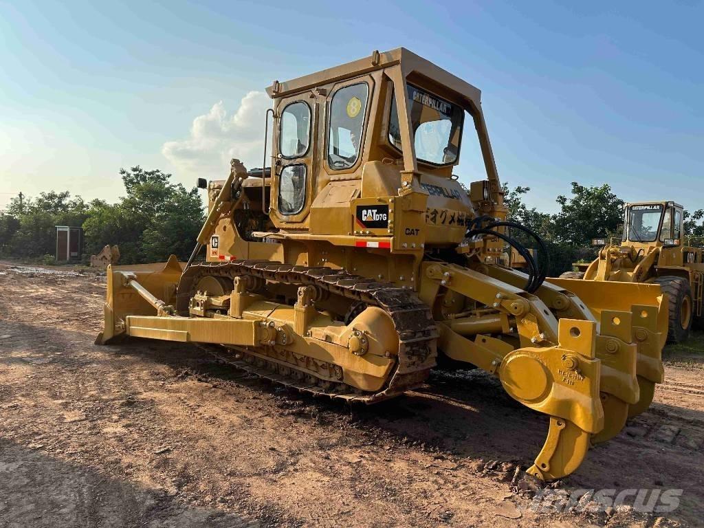CAT D 7 G Buldooserid