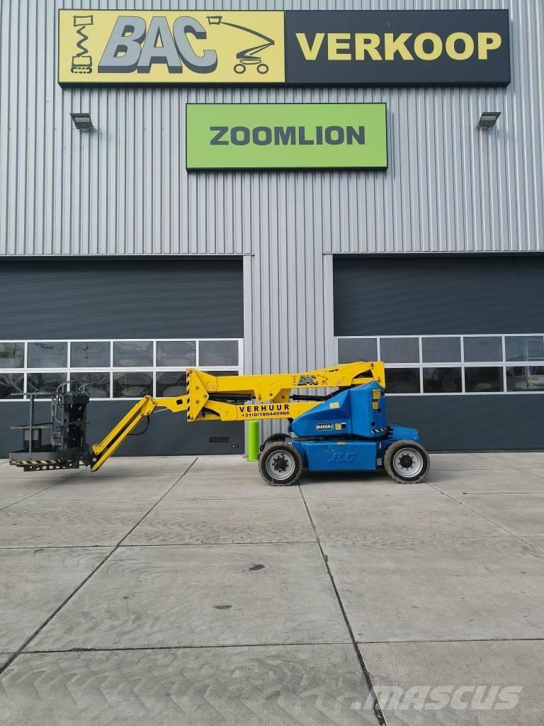 JLG M 450 AJ Iseliikuvad poomtõstukid