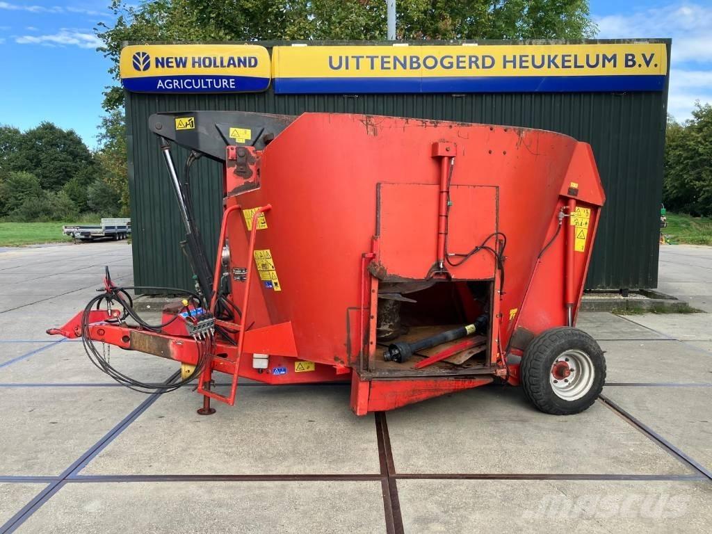 Trioliet GIGANT 900 Söödajagajad/mikserid