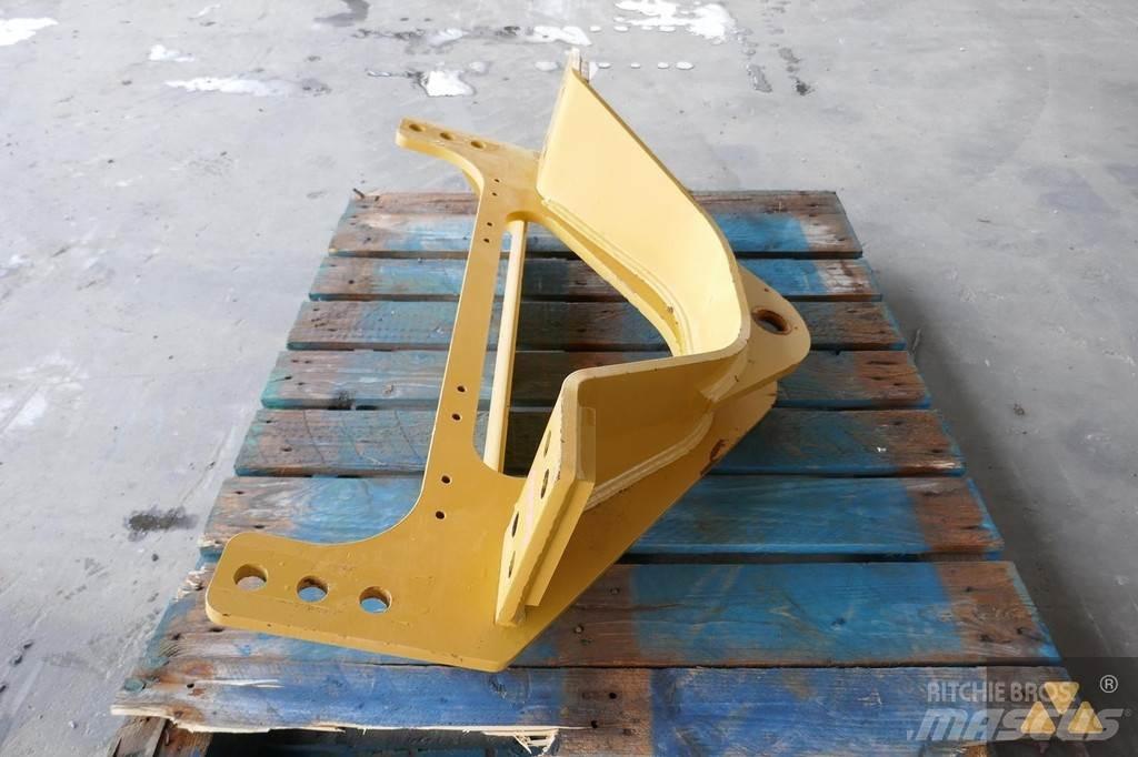 CAT 140M3 Drawbar Muud osad