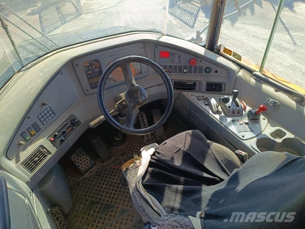 Volvo A 40 D Liigendraamiga pinnaseveokid