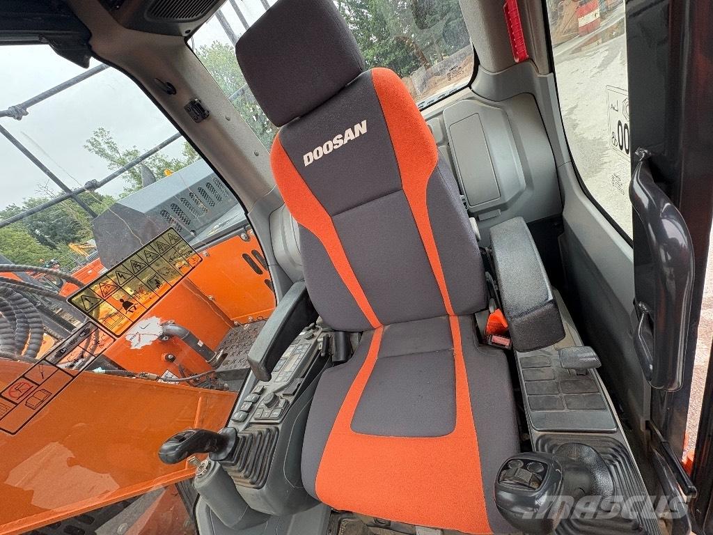 Doosan DX140LCR-5 Roomikekskavaatorid