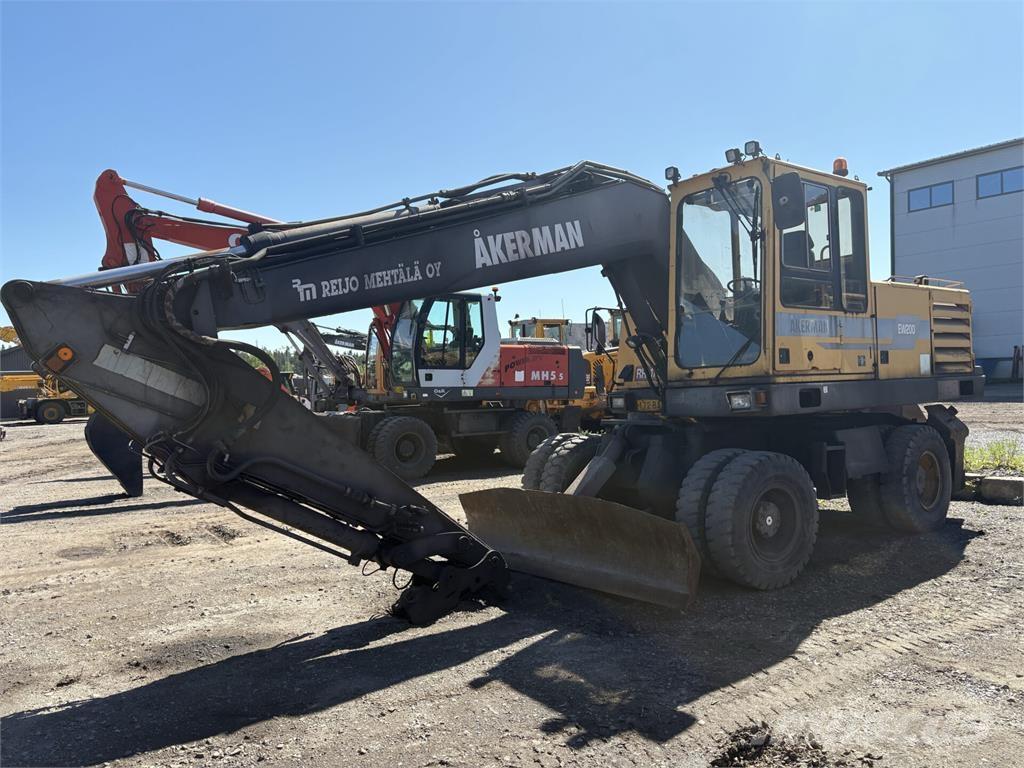 Åkerman EW200 Ratasekskavaatorid