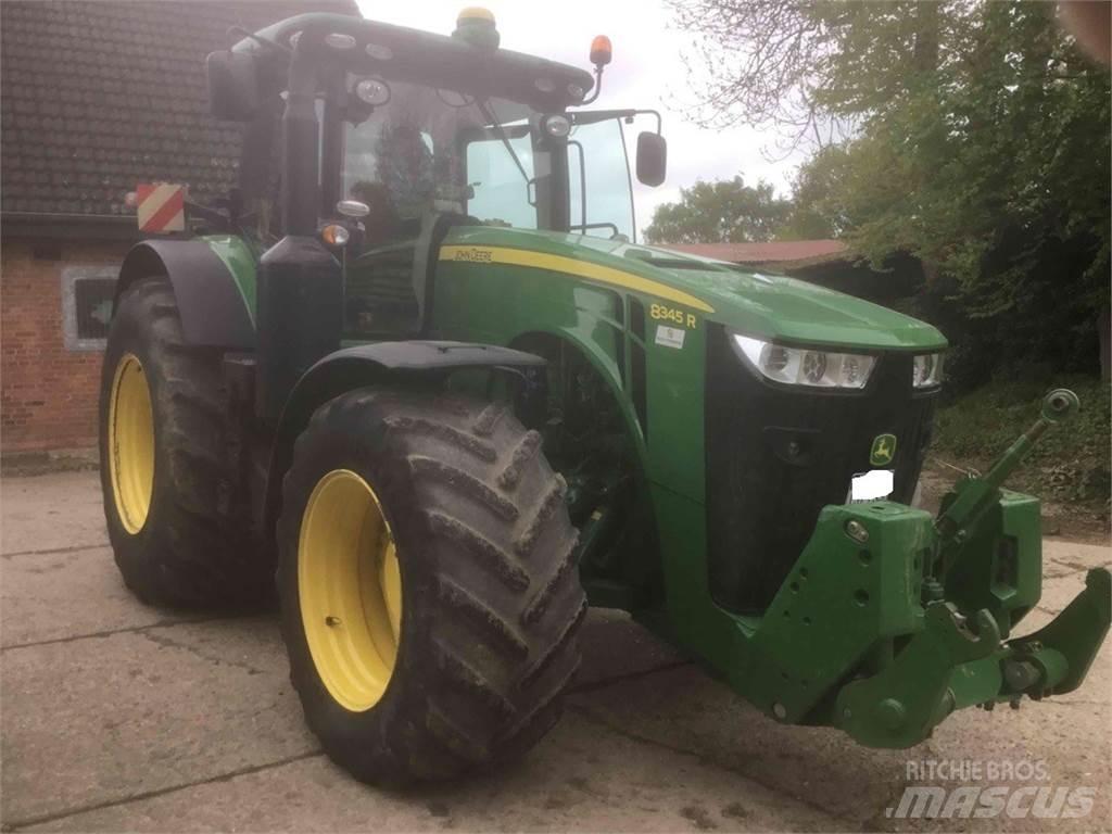 John Deere 8345R Traktorid