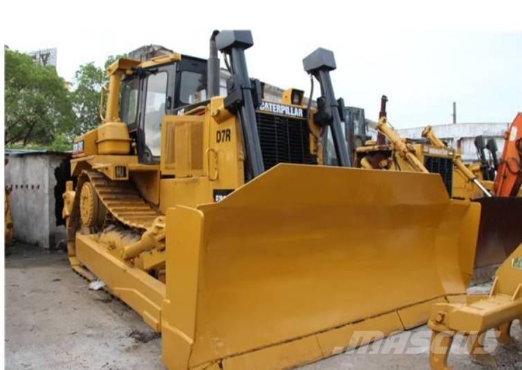 CAT D 7 R Buldooserid