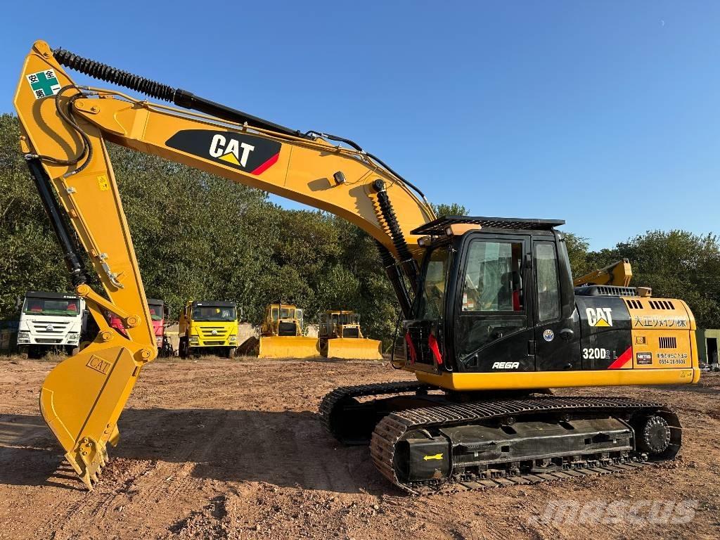 CAT 320 D L Roomikekskavaatorid