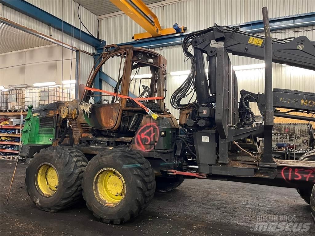 John Deere 1210E Forwarderid