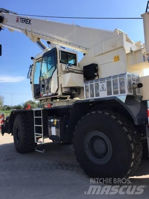 Terex TRT90 Raske maastiku tõstukid