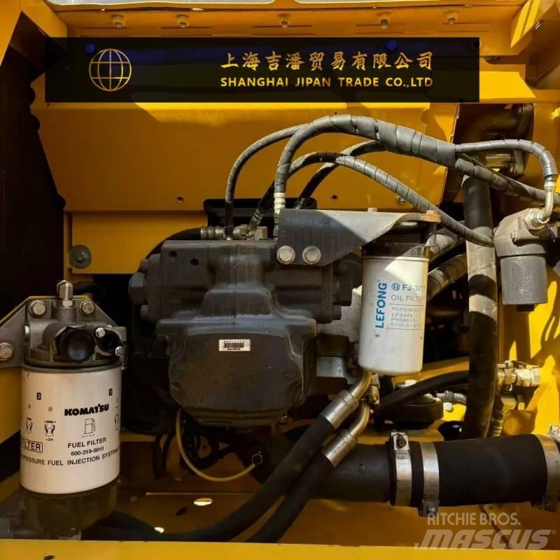 Komatsu PC 200 Roomikekskavaatorid