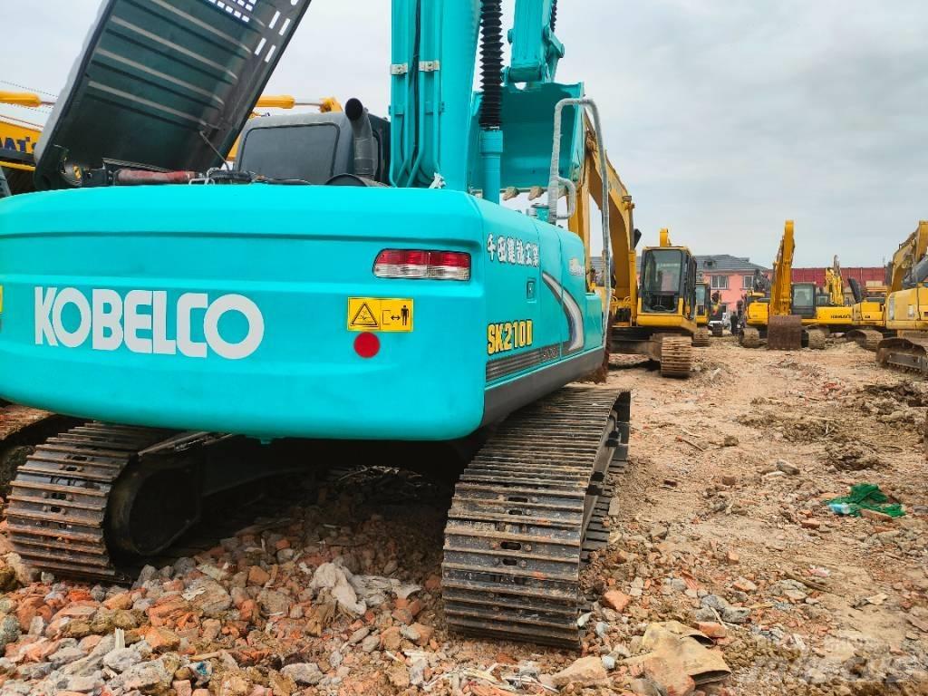 Kobelco SK 210 D Roomikekskavaatorid
