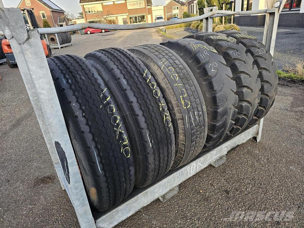  Several 1100 X 20 Raamhaagised