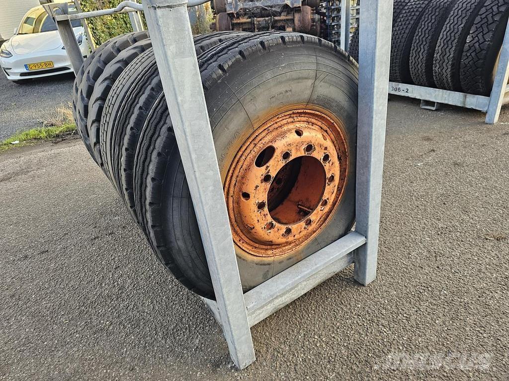  Several 1100 X 20 Raamhaagised