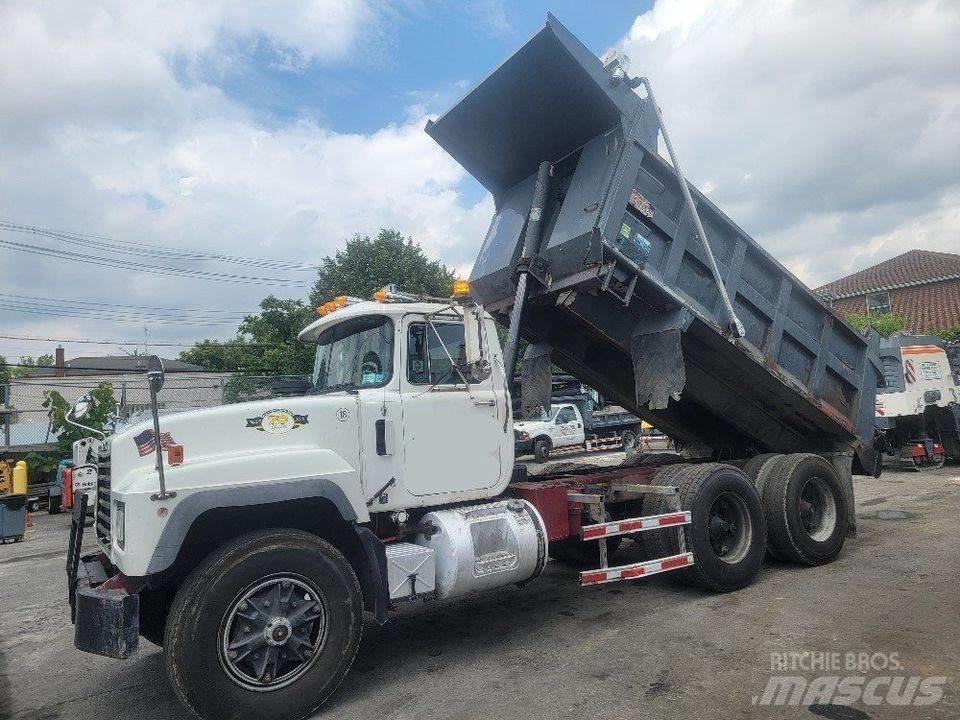 Mack RD 690 SX Kallurid