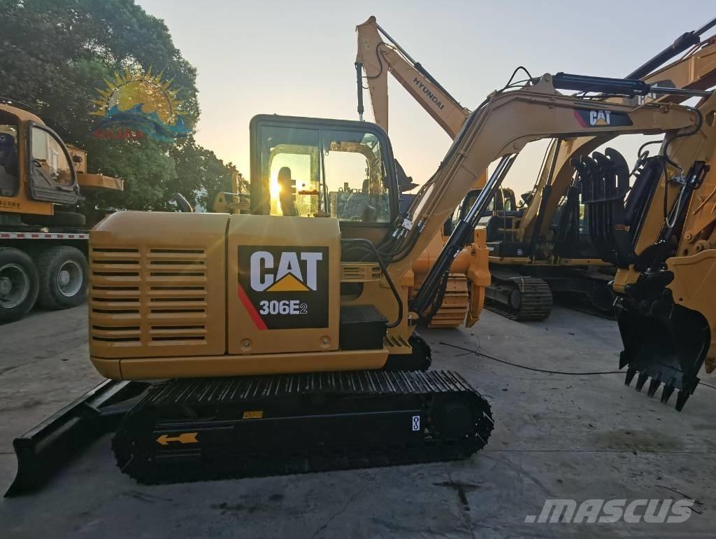 CAT 306E2 Roomikekskavaatorid