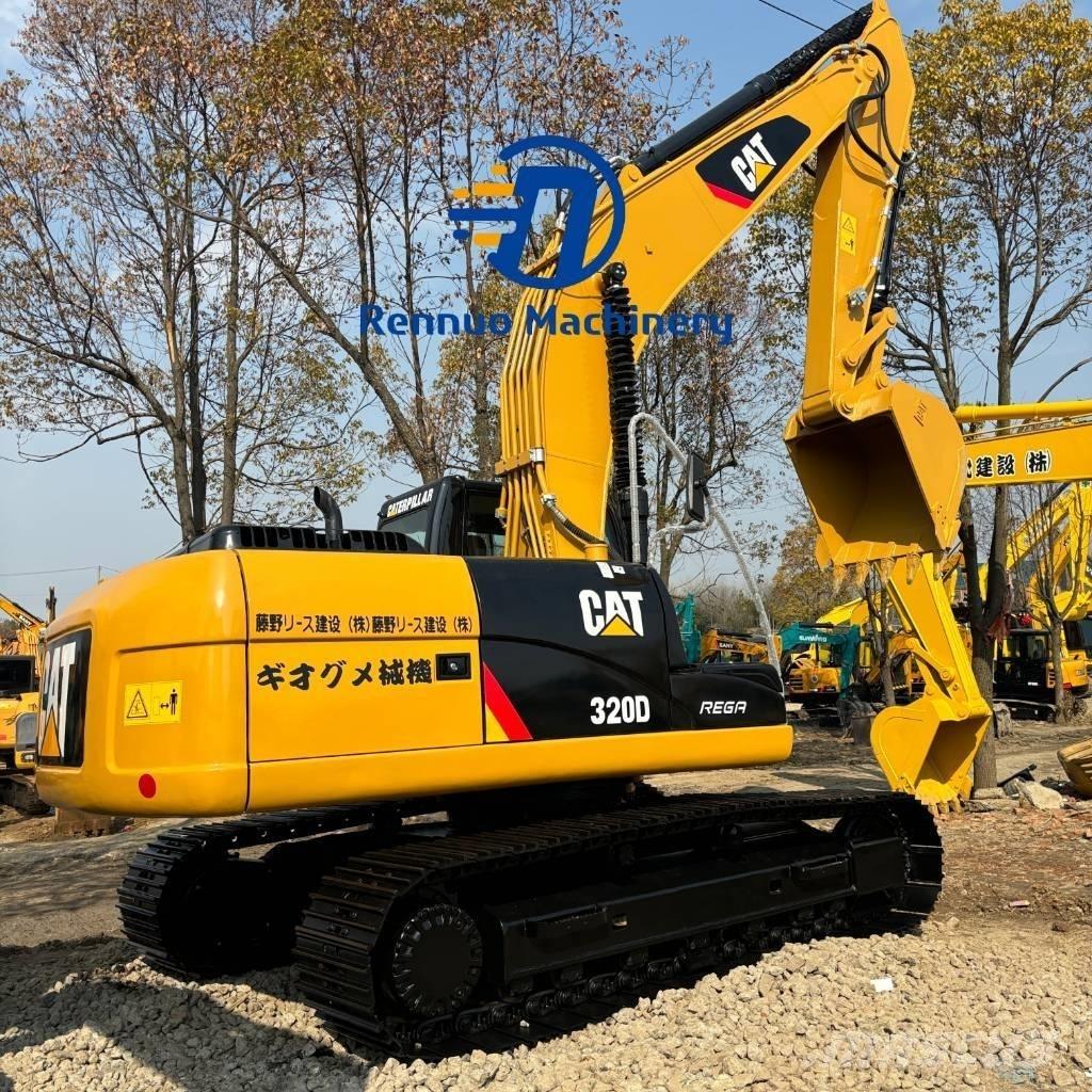 CAT 320D Roomikekskavaatorid