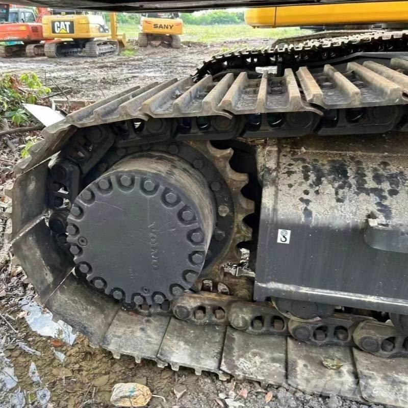 Volvo EC 300 Roomikekskavaatorid