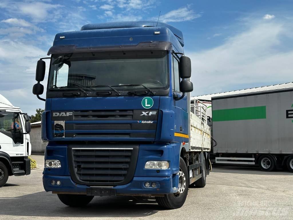 DAF XF 105.460 Kraanaga veokid