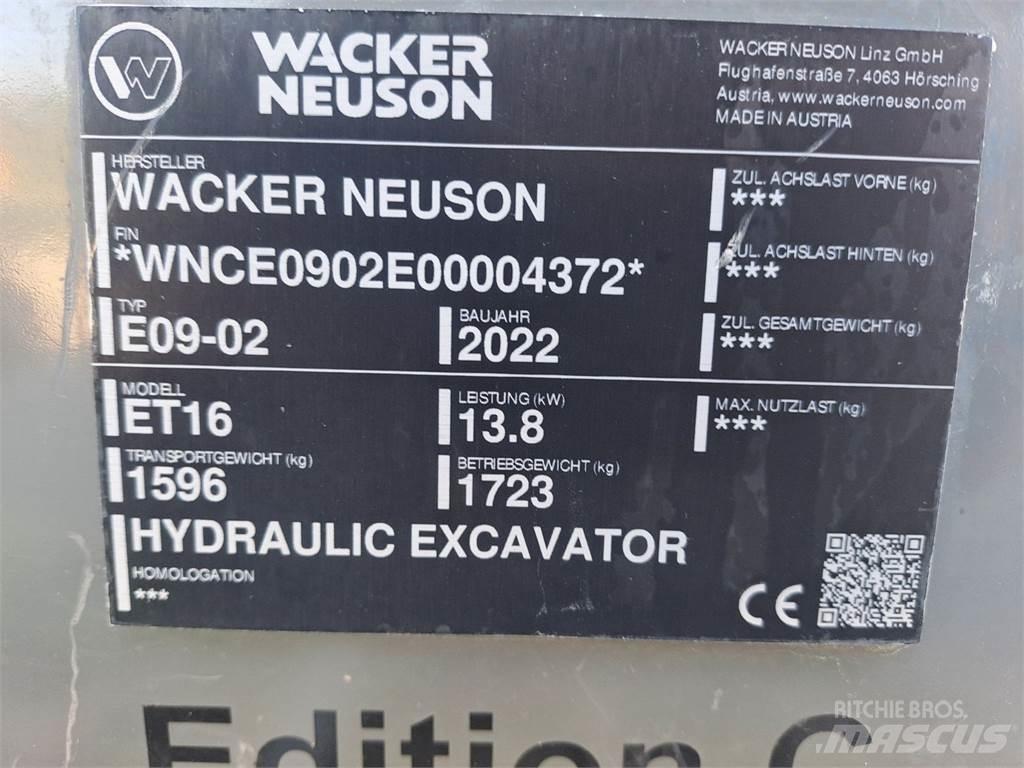 Wacker Neuson ET16 Roomikekskavaatorid