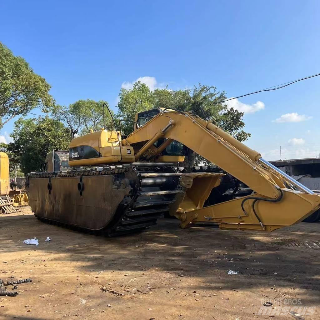 CAT 320 C Amfiib ekskavaatorid