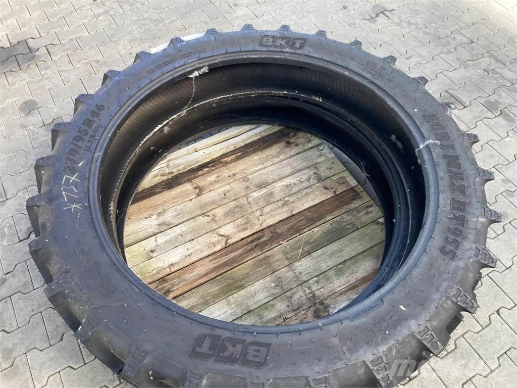 BKT 270/95R46 Rehvid, rattad ja veljed