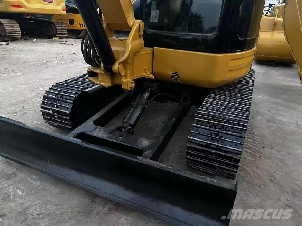 CAT 304 CR Miniekskavaatorid < 7 t