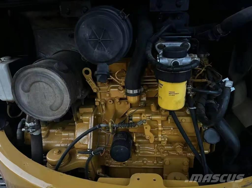 CAT 304 CR Miniekskavaatorid < 7 t