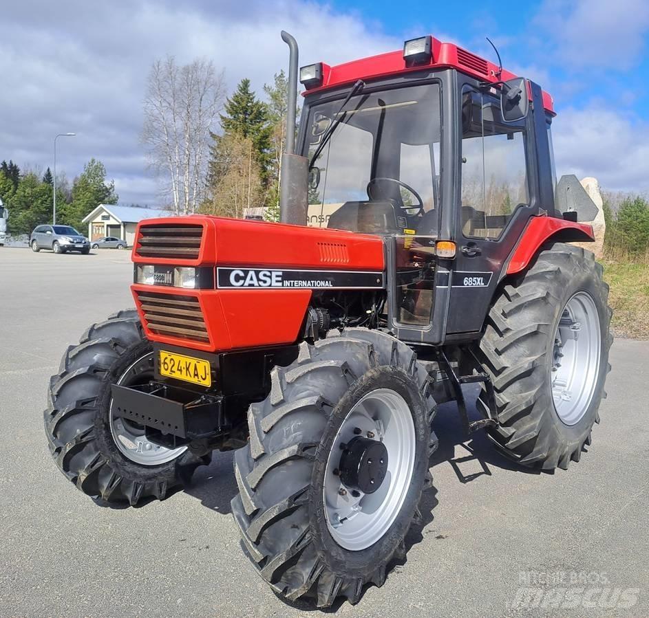 Case IH 685 XL Traktorid