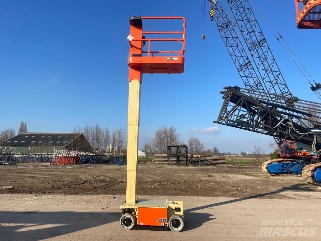 JLG 1230 ES Käärtõstukid
