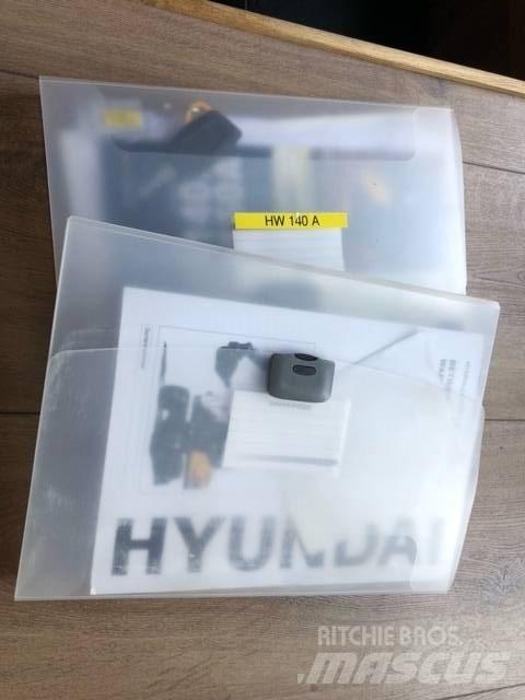 Hyundai HW 140 A Ratasekskavaatorid