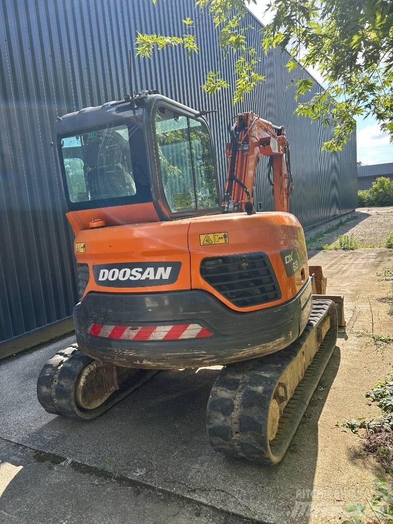 Doosan DX 63-3 Miniekskavaatorid < 7 t