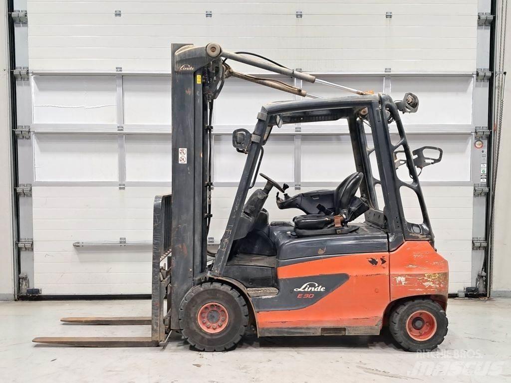 Linde E30-01 Elektritõstukid
