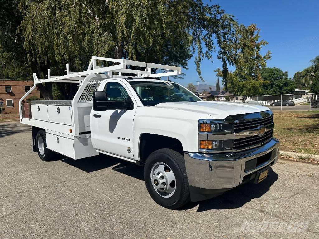 Chevrolet 3500 HD Madelkaubikud