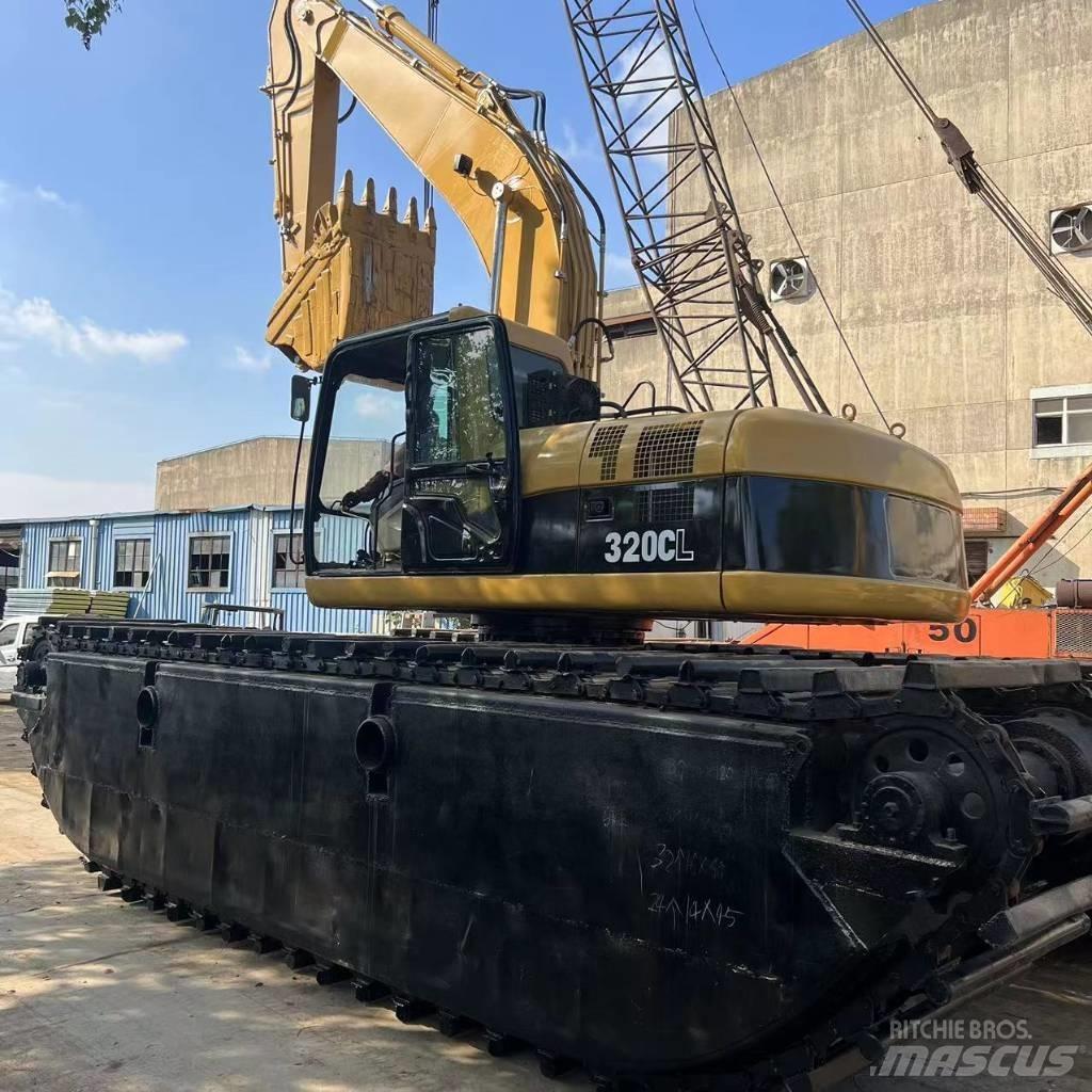 CAT 320 C Amfiib ekskavaatorid