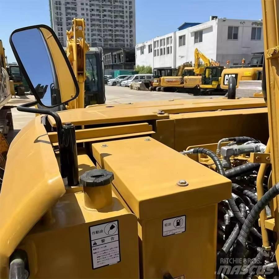 CAT 307 E2 Roomikekskavaatorid