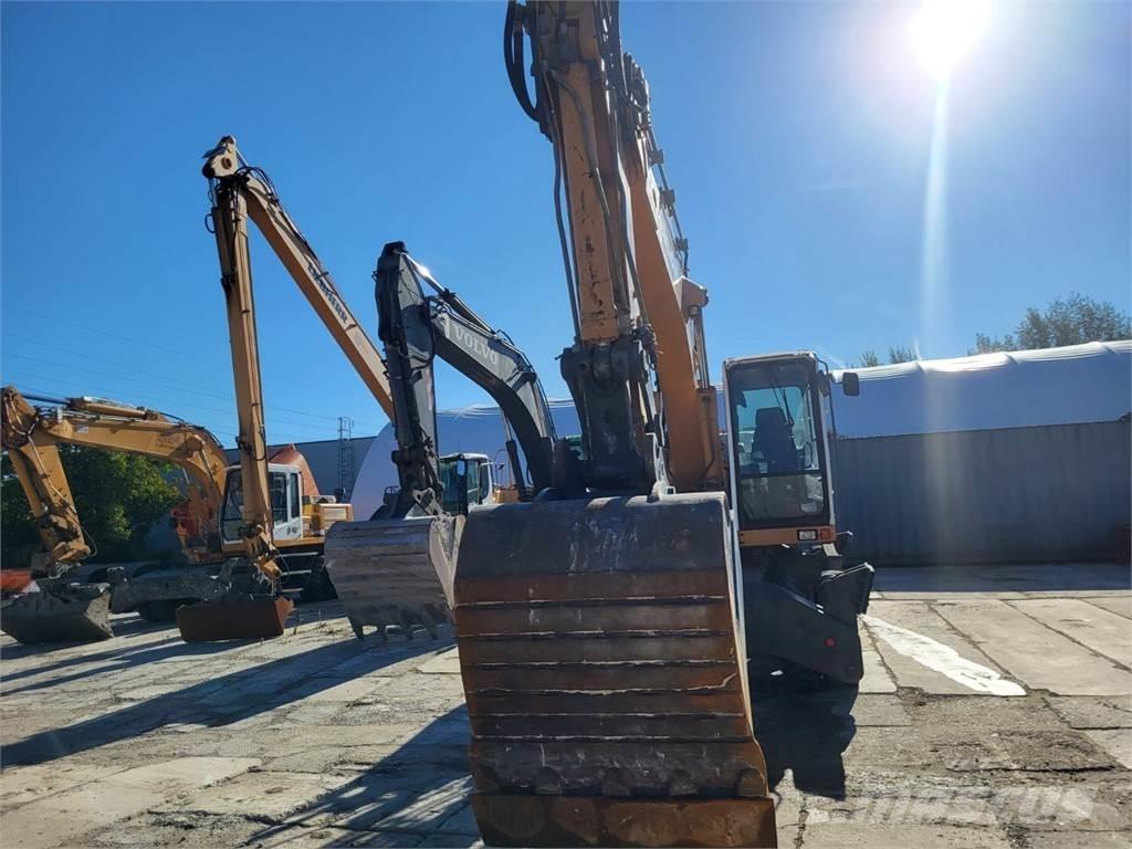 Liebherr A924B Muu