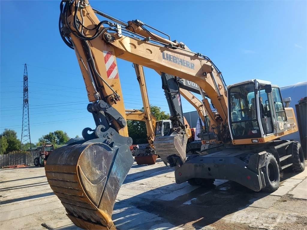 Liebherr A924B Muu