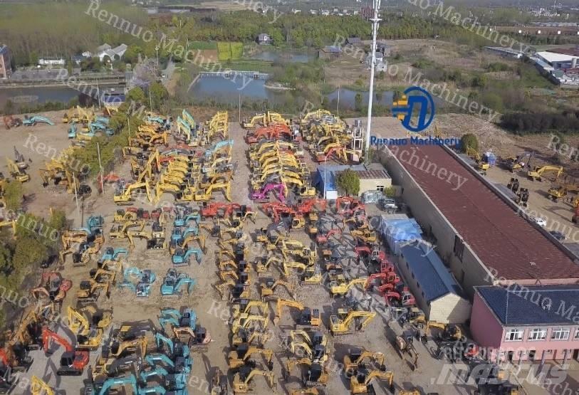 Komatsu 400-8 Roomikekskavaatorid