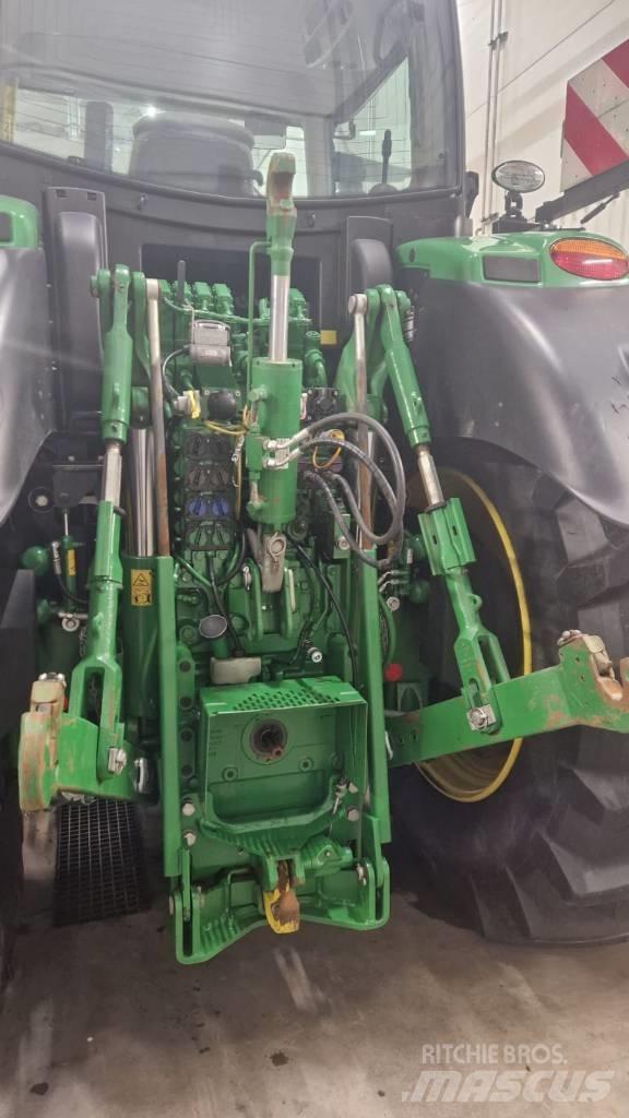 John Deere 6250 R Traktorid