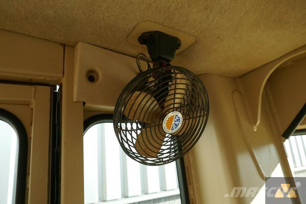 CAT 135H Greiderid